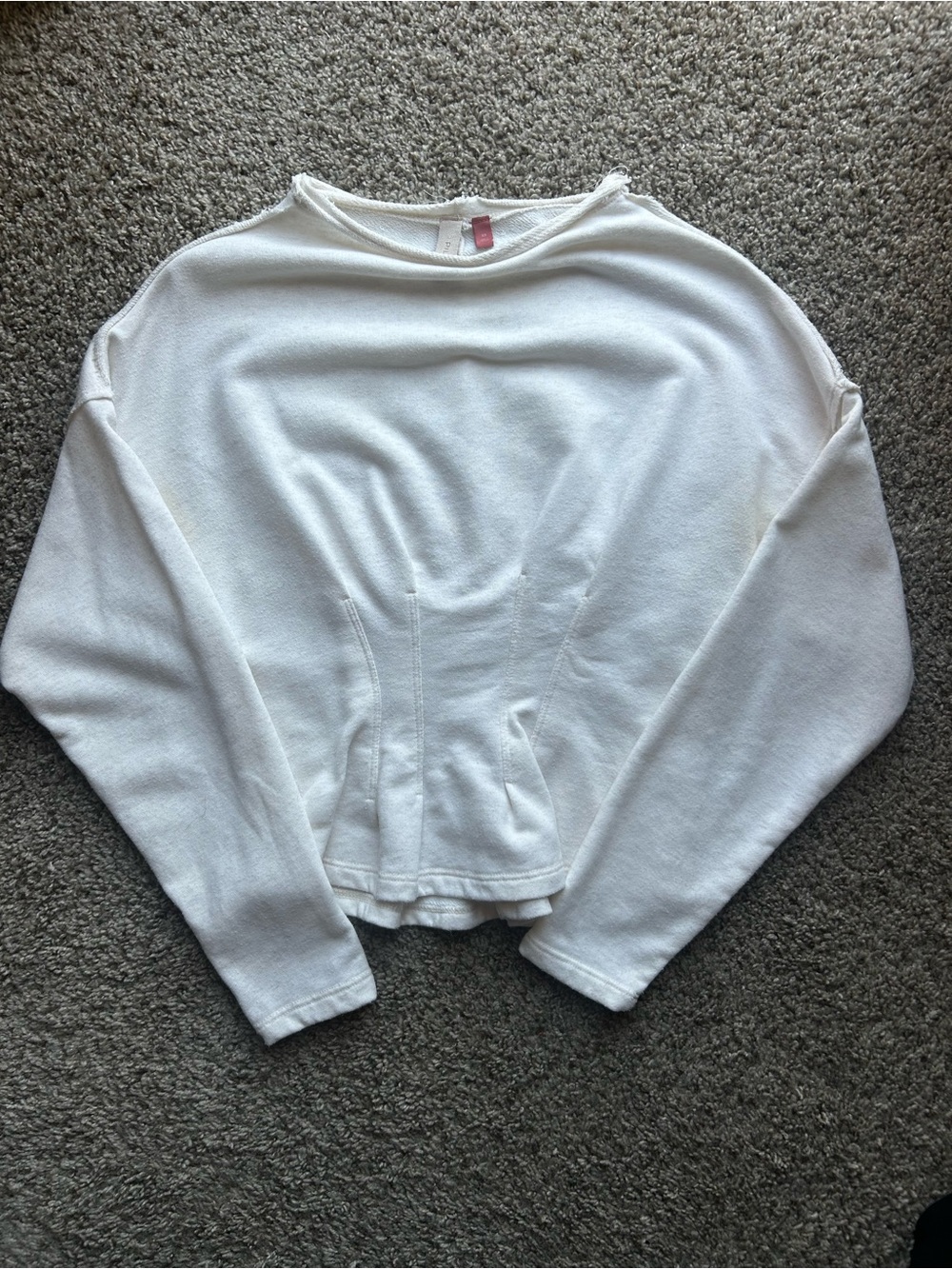 Women's Heathered Off White Long-Sleeve Pullover Sweatshirt with cinched waist